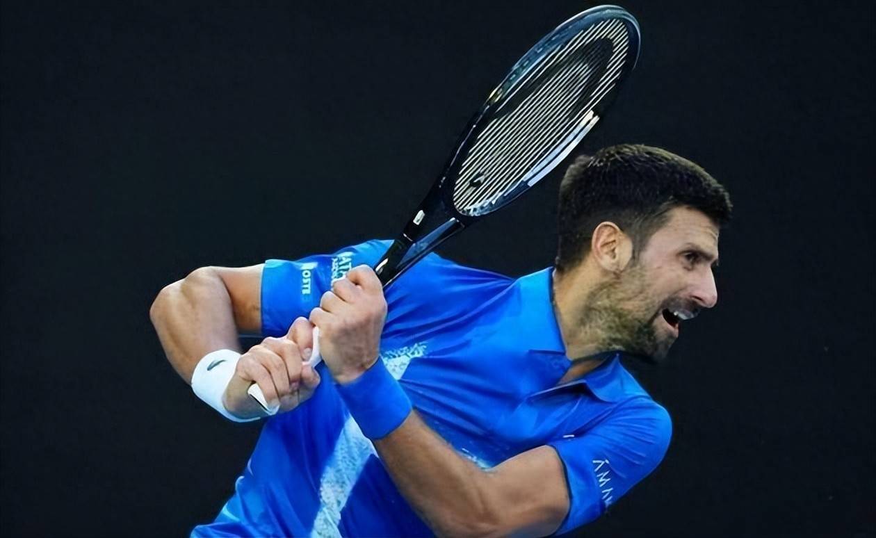 德约科维奇回归赛场，绝杀首场状态亮眼，澳大利亚队观众沸腾！