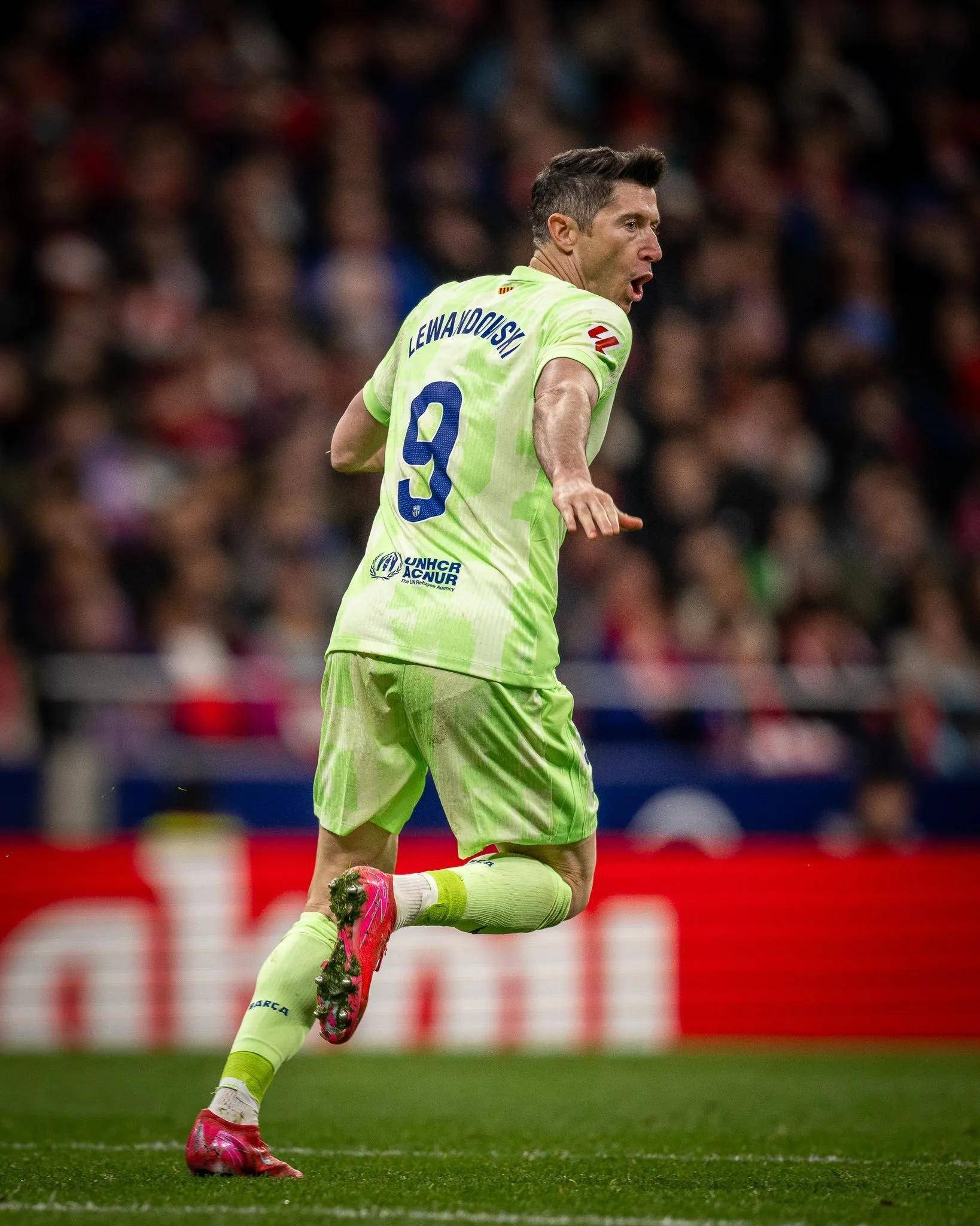 费德勒焦点对战，莱万多夫斯基与70激战法国队分钟，夺冠胜负难料！